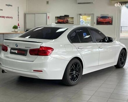 БМВ 3 Серия, объемом двигателя 2 л и пробегом 135 тыс. км за 14990 $, фото 6 на Automoto.ua