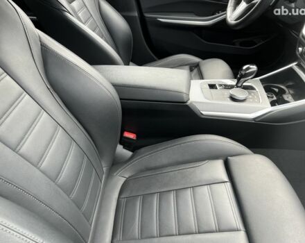 БМВ 3 Серія, об'ємом двигуна 2 л та пробігом 50 тис. км за 40103 $, фото 26 на Automoto.ua