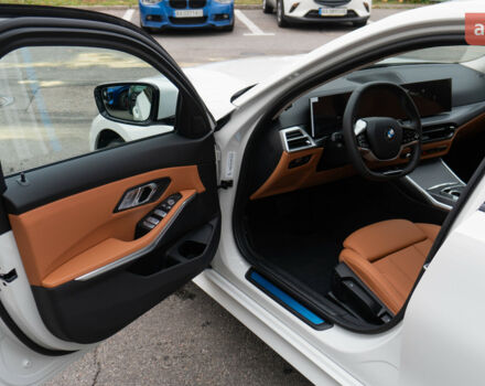 БМВ 3 Серия, объемом двигателя 2 л и пробегом 0 тыс. км за 44671 $, фото 23 на Automoto.ua