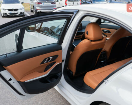 БМВ 3 Серия, объемом двигателя 2 л и пробегом 0 тыс. км за 40724 $, фото 16 на Automoto.ua