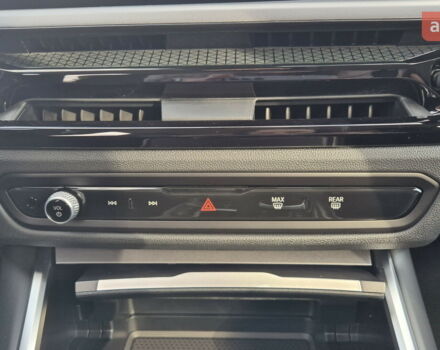 БМВ 3 Серия, объемом двигателя 2 л и пробегом 0 тыс. км за 38066 $, фото 23 на Automoto.ua