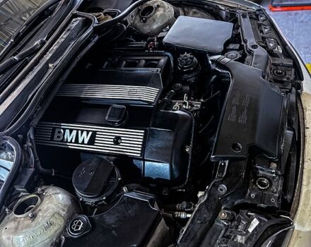 БМВ 3 Серия, объемом двигателя 2.2 л и пробегом 280 тыс. км за 4700 $, фото 7 на Automoto.ua