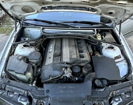 БМВ 3 Серия, объемом двигателя 2.2 л и пробегом 280 тыс. км за 4700 $, фото 8 на Automoto.ua