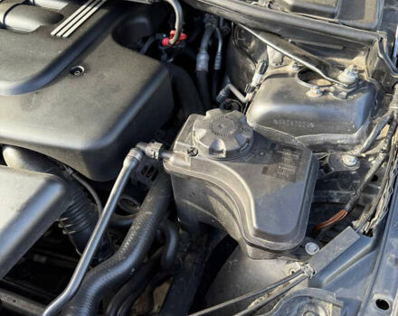 БМВ 3 Серия, объемом двигателя 2 л и пробегом 260 тыс. км за 7192 $, фото 22 на Automoto.ua