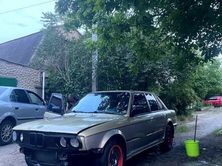 БМВ 3 Серія, об'ємом двигуна 1.6 л та пробігом 400 тис. км за 750 $, фото 1 на Automoto.ua