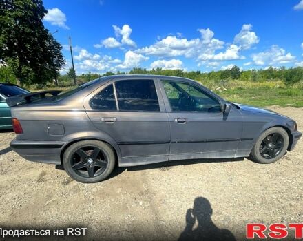 БМВ 3 Серия, объемом двигателя 2 л и пробегом 0 тыс. км за 2800 $, фото 1 на Automoto.ua