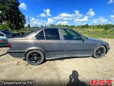БМВ 3 Серия, объемом двигателя 2 л и пробегом 0 тыс. км за 2800 $, фото 1 на Automoto.ua