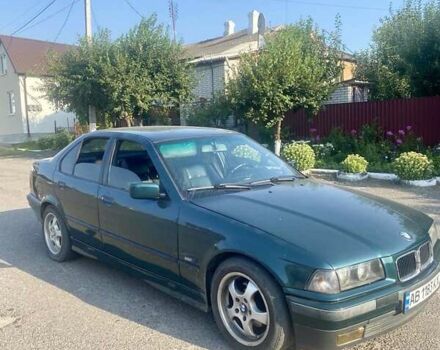 БМВ 3 Серия, объемом двигателя 1.8 л и пробегом 500 тыс. км за 3500 $, фото 1 на Automoto.ua