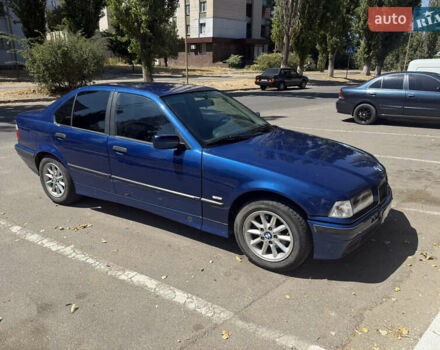 БМВ 3 Серія, об'ємом двигуна 1.6 л та пробігом 190 тис. км за 3200 $, фото 1 на Automoto.ua