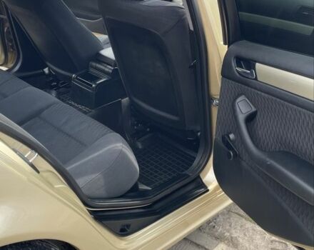 Желтый БМВ 3 Серия, объемом двигателя 1.9 л и пробегом 293 тыс. км за 4999 $, фото 14 на Automoto.ua