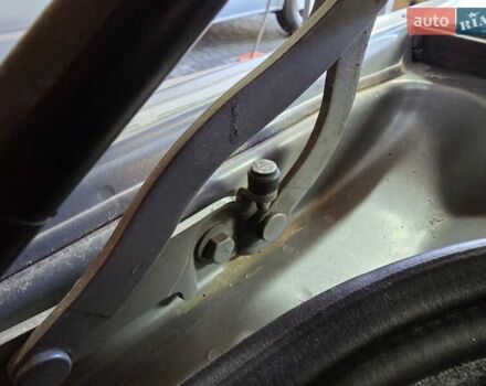 Серый БМВ 3 Серия, объемом двигателя 2 л и пробегом 145 тыс. км за 8200 $, фото 32 на Automoto.ua