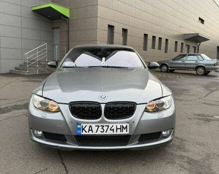 Серый БМВ 3 Серия, объемом двигателя 2 л и пробегом 248 тыс. км за 9999 $, фото 4 на Automoto.ua