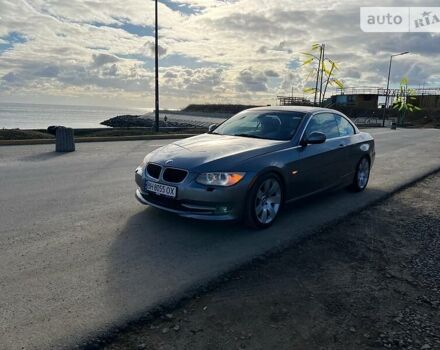 Серый БМВ 3 Серия, объемом двигателя 3 л и пробегом 271 тыс. км за 11000 $, фото 4 на Automoto.ua