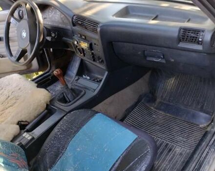 Сірий БМВ 3 Серія, об'ємом двигуна 1.78 л та пробігом 214 тис. км за 1235 $, фото 5 на Automoto.ua