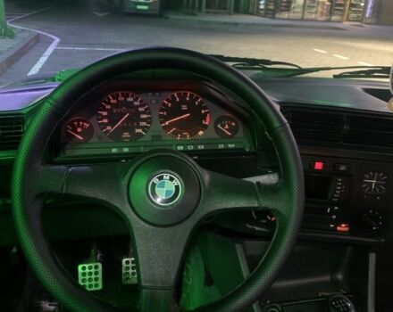 Сірий БМВ 3 Серія, об'ємом двигуна 2 л та пробігом 320 тис. км за 1800 $, фото 1 на Automoto.ua