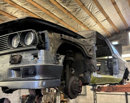 Серый БМВ 3 Серия, объемом двигателя 2.5 л и пробегом 999 тыс. км за 4874 $, фото 15 на Automoto.ua