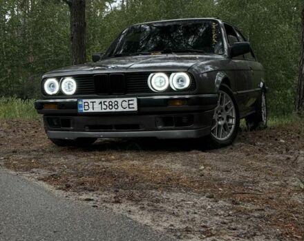 Серый БМВ 3 Серия, объемом двигателя 2.5 л и пробегом 999 тыс. км за 4874 $, фото 11 на Automoto.ua