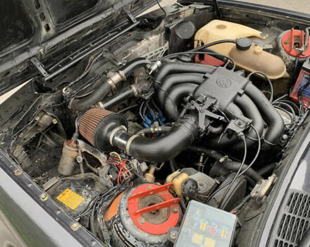 Серый БМВ 3 Серия, объемом двигателя 2.3 л и пробегом 299 тыс. км за 3450 $, фото 12 на Automoto.ua