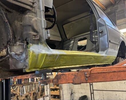 Серый БМВ 3 Серия, объемом двигателя 2.5 л и пробегом 999 тыс. км за 4874 $, фото 21 на Automoto.ua