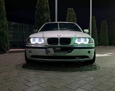 Серый БМВ 3 Серия, объемом двигателя 2.2 л и пробегом 180 тыс. км за 3900 $, фото 3 на Automoto.ua