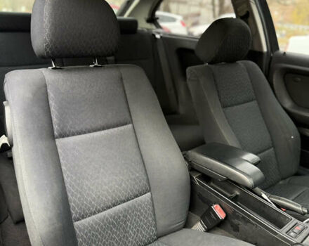 Серый БМВ 3 Серия, объемом двигателя 1.8 л и пробегом 245 тыс. км за 3750 $, фото 6 на Automoto.ua