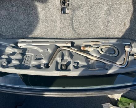 Сірий БМВ 3 Серія, об'ємом двигуна 2 л та пробігом 350 тис. км за 5400 $, фото 8 на Automoto.ua