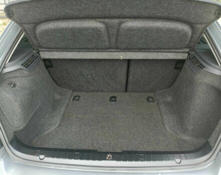 Серый БМВ 3 Серия, объемом двигателя 1.8 л и пробегом 200 тыс. км за 4200 $, фото 15 на Automoto.ua