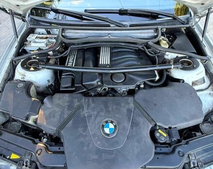 Сірий БМВ 3 Серія, об'ємом двигуна 2 л та пробігом 320 тис. км за 5300 $, фото 3 на Automoto.ua