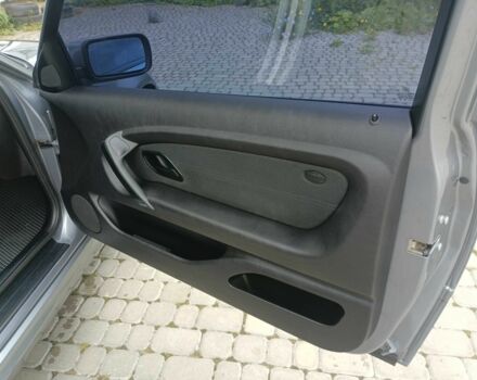 Серый БМВ 3 Серия, объемом двигателя 1.8 л и пробегом 200 тыс. км за 4200 $, фото 14 на Automoto.ua