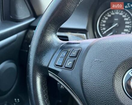 Серый БМВ 3 Серия, объемом двигателя 2.5 л и пробегом 198 тыс. км за 8990 $, фото 16 на Automoto.ua