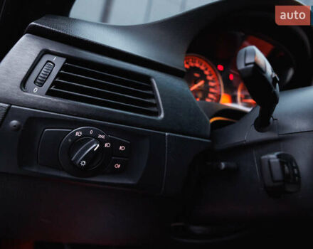 БМВ 3 Серія 2007 у Дубно на Automoto.ua Сірий БМВ 3 Серія, об'ємом двигуна 2.99 л та пробігом 230 тис. км за 12000 $, фото 52 на Automoto.ua