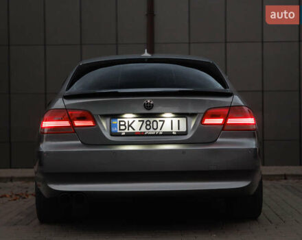 БМВ 3 Серія 2007 у Дубно на Automoto.ua Сірий БМВ 3 Серія, об'ємом двигуна 2.99 л та пробігом 230 тис. км за 12000 $, фото 20 на Automoto.ua