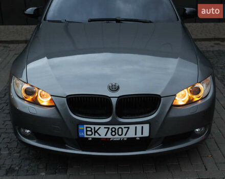 БМВ 3 Серія 2007 у Дубно на Automoto.ua Сірий БМВ 3 Серія, об'ємом двигуна 2.99 л та пробігом 230 тис. км за 12000 $, фото 9 на Automoto.ua