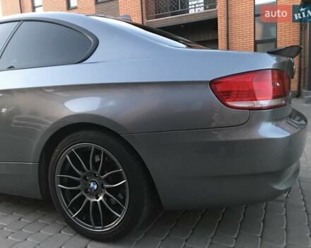 Сірий БМВ 3 Серія, об'ємом двигуна 2 л та пробігом 337 тис. км за 10300 $, фото 6 на Automoto.ua