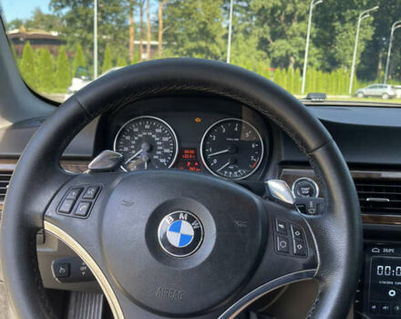 Серый БМВ 3 Серия, объемом двигателя 2.98 л и пробегом 178 тыс. км за 11000 $, фото 15 на Automoto.ua