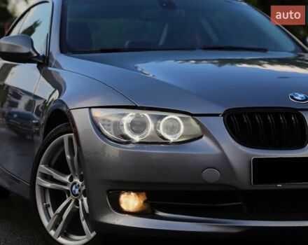 Серый БМВ 3 Серия, объемом двигателя 3 л и пробегом 206 тыс. км за 11900 $, фото 3 на Automoto.ua