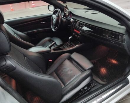 Серый БМВ 3 Серия, объемом двигателя 3 л и пробегом 198 тыс. км за 5000 $, фото 9 на Automoto.ua