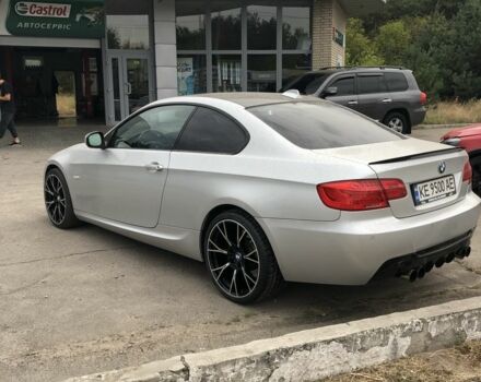 Серый БМВ 3 Серия, объемом двигателя 3 л и пробегом 168 тыс. км за 13000 $, фото 5 на Automoto.ua