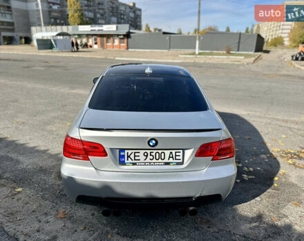 БМВ 3 Серия 2010 в Каменское - Днепродзержинск на Automoto.ua Серый БМВ 3 Серия, объемом двигателя 2.98 л и пробегом 178 тыс. км за 11999 $, фото 2 на Automoto.ua