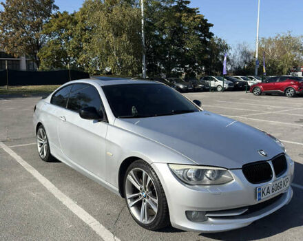 Серый БМВ 3 Серия, объемом двигателя 3 л и пробегом 165 тыс. км за 10000 $, фото 2 на Automoto.ua
