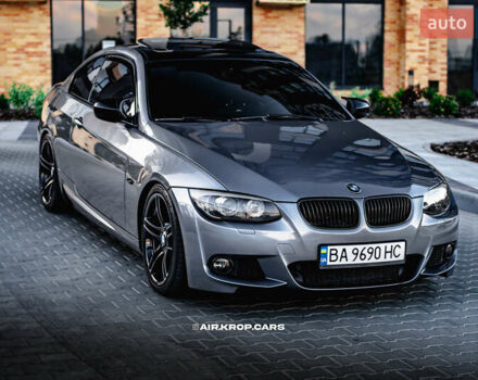 Серый БМВ 3 Серия, объемом двигателя 3 л и пробегом 144 тыс. км за 14000 $, фото 22 на Automoto.ua