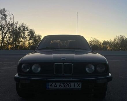 Серый БМВ 3 Серия, объемом двигателя 2 л и пробегом 400 тыс. км за 1300 $, фото 5 на Automoto.ua