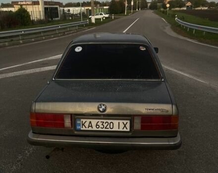 Серый БМВ 3 Серия, объемом двигателя 2 л и пробегом 400 тыс. км за 1300 $, фото 7 на Automoto.ua