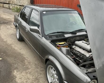 Сірий БМВ 3 Серія, об'ємом двигуна 1.8 л та пробігом 256 тис. км за 1700 $, фото 9 на Automoto.ua