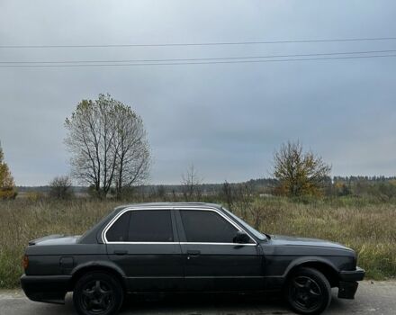 Серый БМВ 3 Серия, объемом двигателя 1.8 л и пробегом 300 тыс. км за 951 $, фото 2 на Automoto.ua