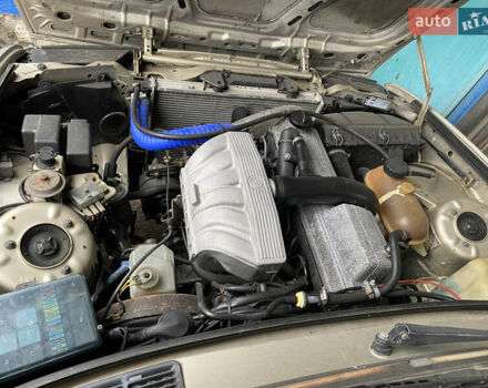 Сірий БМВ 3 Серія, об'ємом двигуна 2.44 л та пробігом 380 тис. км за 1700 $, фото 29 на Automoto.ua