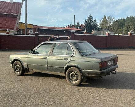 Серый БМВ 3 Серия, объемом двигателя 2.4 л и пробегом 500 тыс. км за 850 $, фото 5 на Automoto.ua