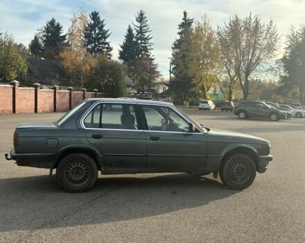 Серый БМВ 3 Серия, объемом двигателя 2.4 л и пробегом 500 тыс. км за 850 $, фото 4 на Automoto.ua