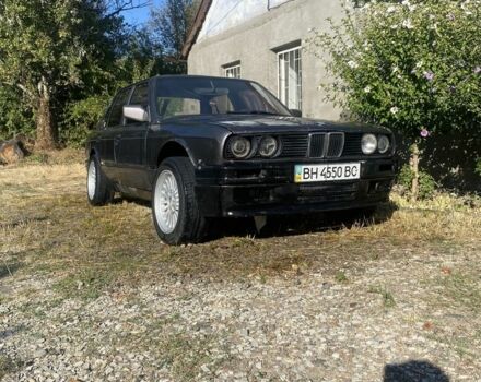 Серый БМВ 3 Серия, объемом двигателя 1.8 л и пробегом 999 тыс. км за 850 $, фото 3 на Automoto.ua