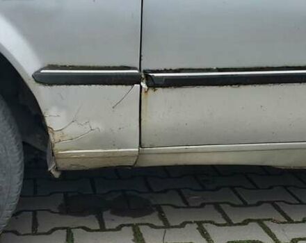 Серый БМВ 3 Серия, объемом двигателя 1.8 л и пробегом 170 тыс. км за 1300 $, фото 4 на Automoto.ua